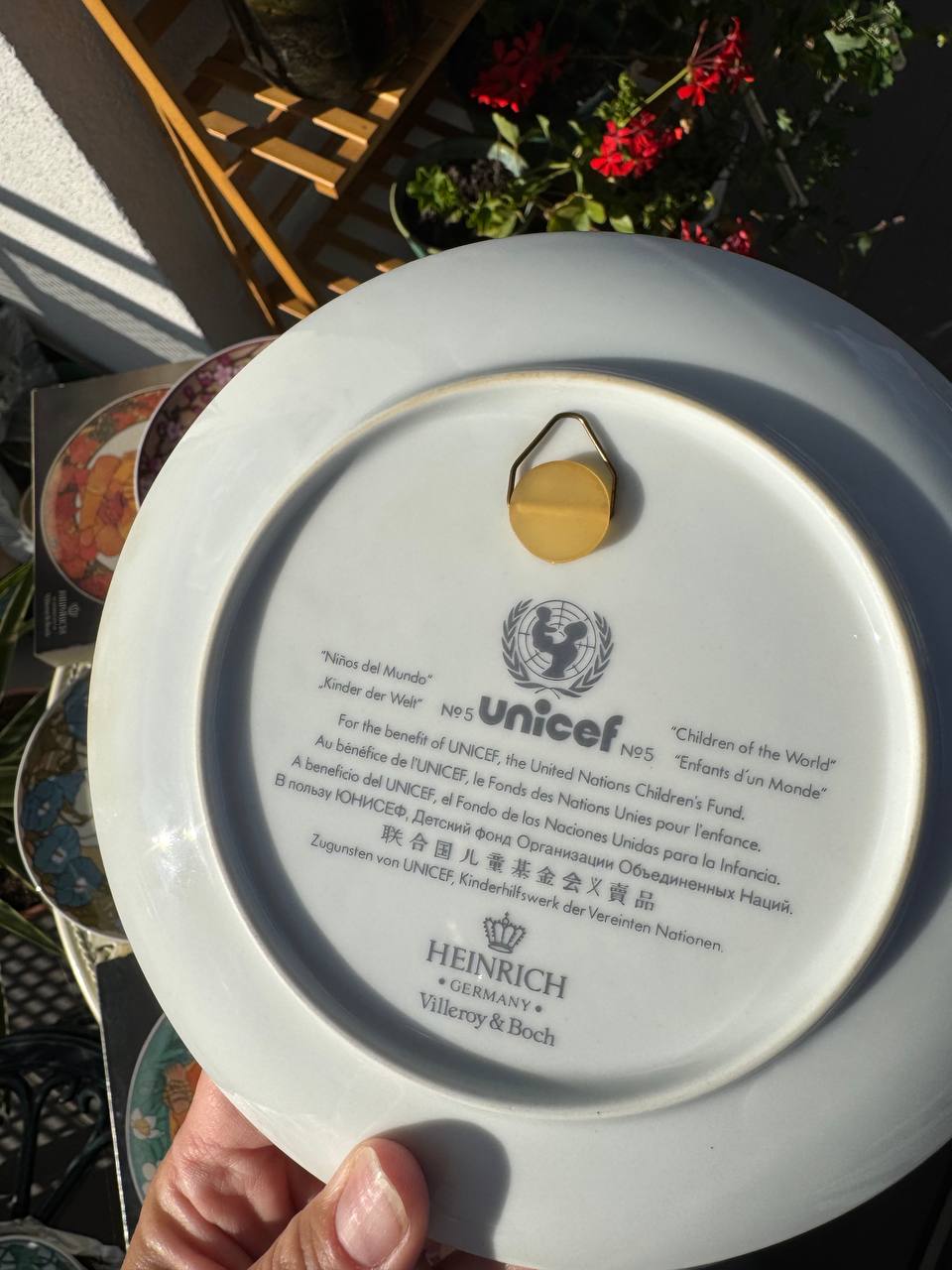 Pełna kolekcja 12 talerzy ściennych Heinrich Villeroy & Boch UNICEF „Children of the World” (Nr 1-12)