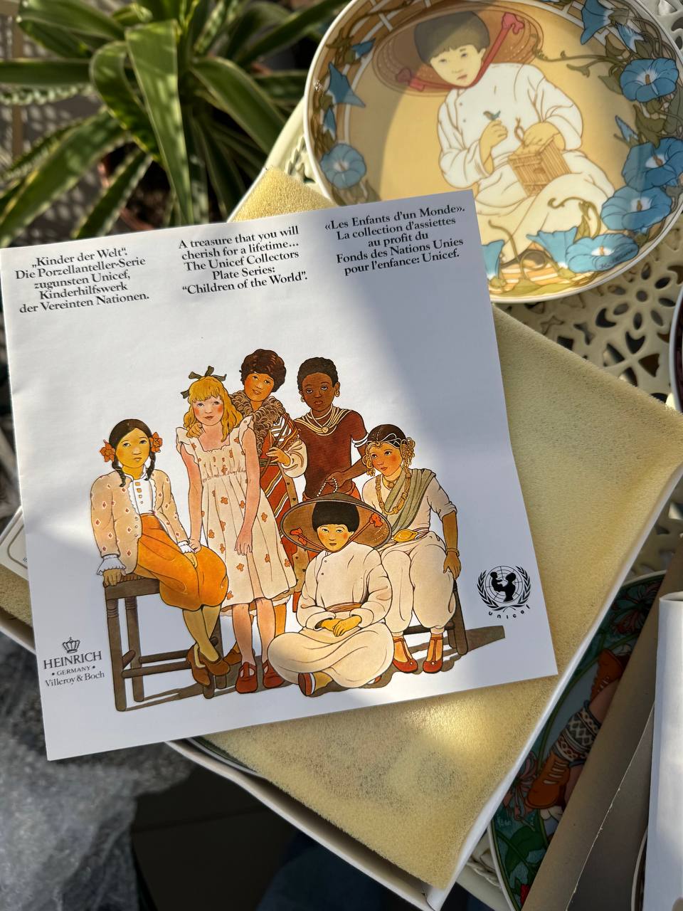 Pełna kolekcja 12 talerzy ściennych Heinrich Villeroy & Boch UNICEF „Children of the World” (Nr 1-12)