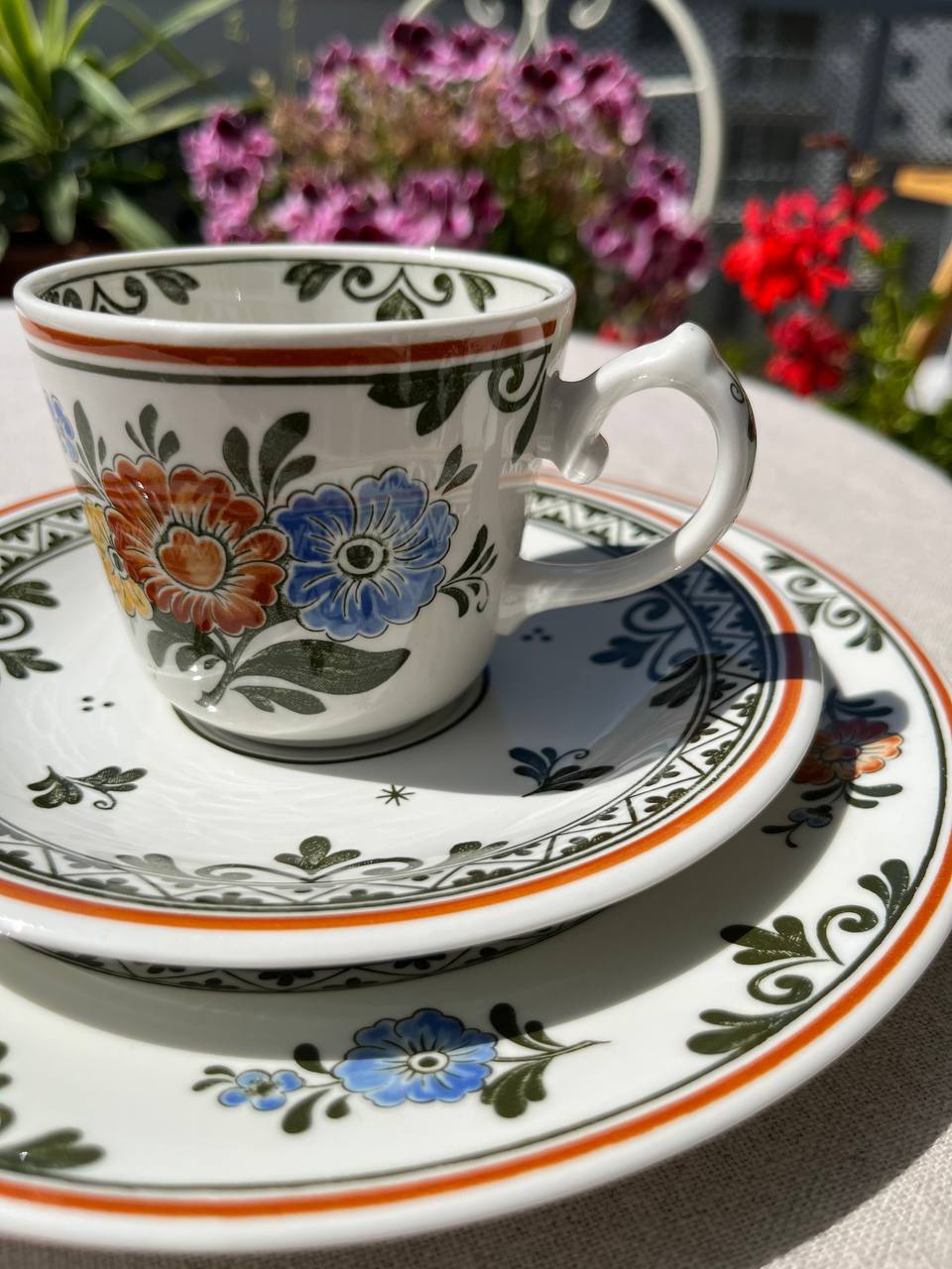 Villeroy & Boch „Alt Amsterdam” – Zestaw Kawowy Trio (Filiżanka, Spodek, Talerz Deserowy)