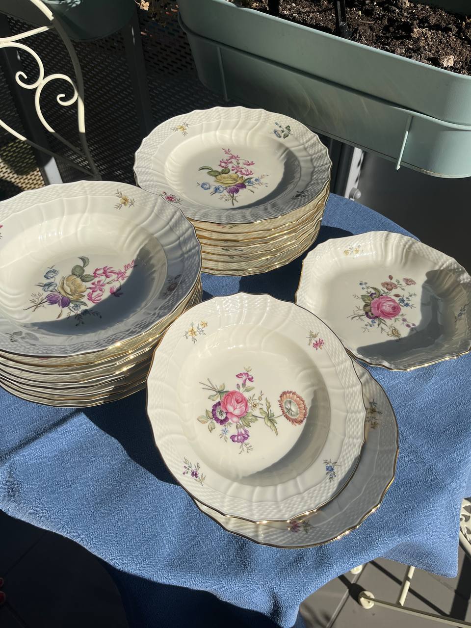 Royal Copenhagen Frijsenborg – Zestaw talerzy głębokich i mis | Porcelana Duńska